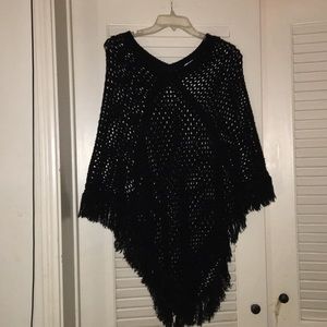 Ladies Fringe Knitted Poncho